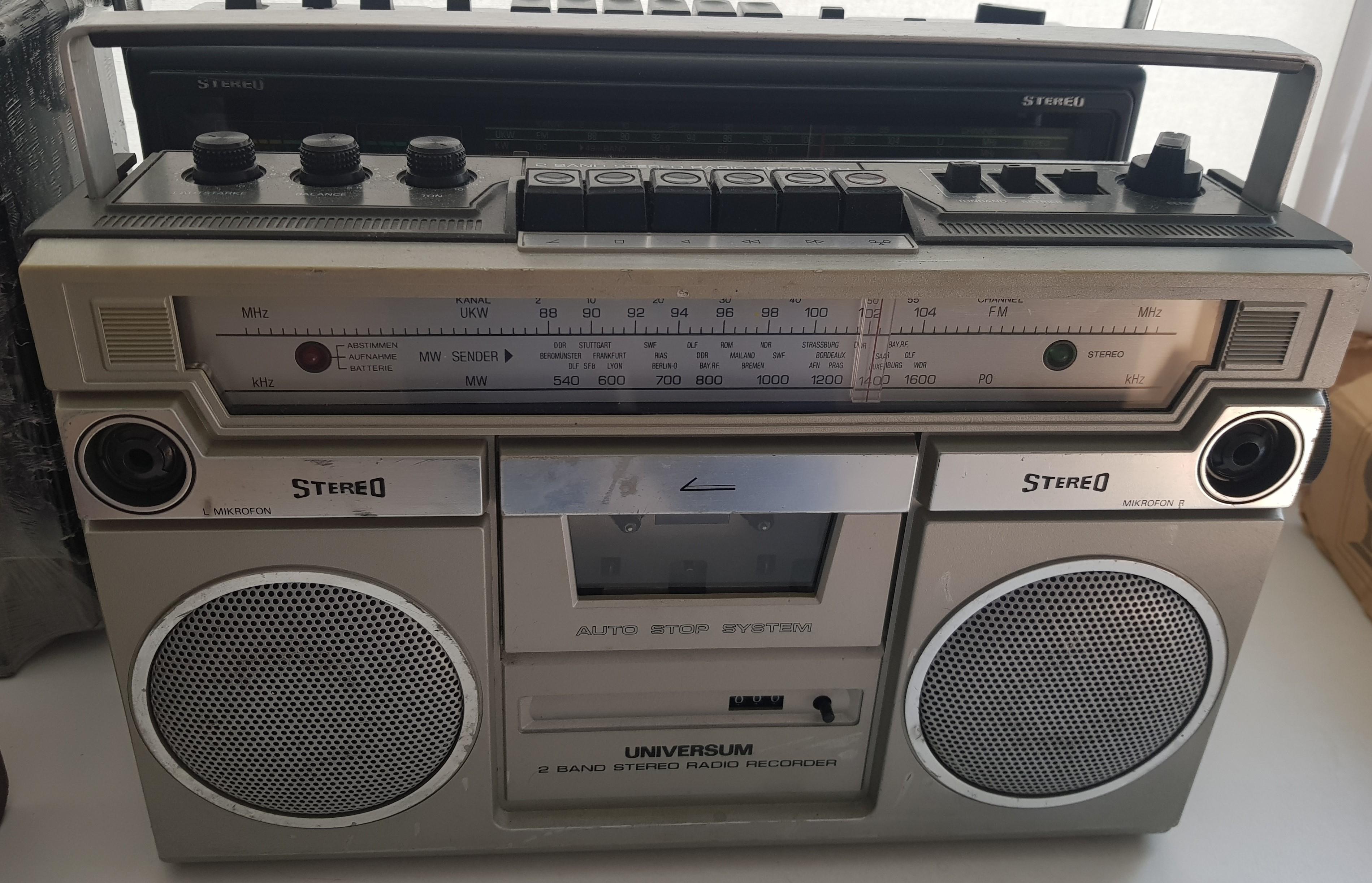 Universum CTR-2301