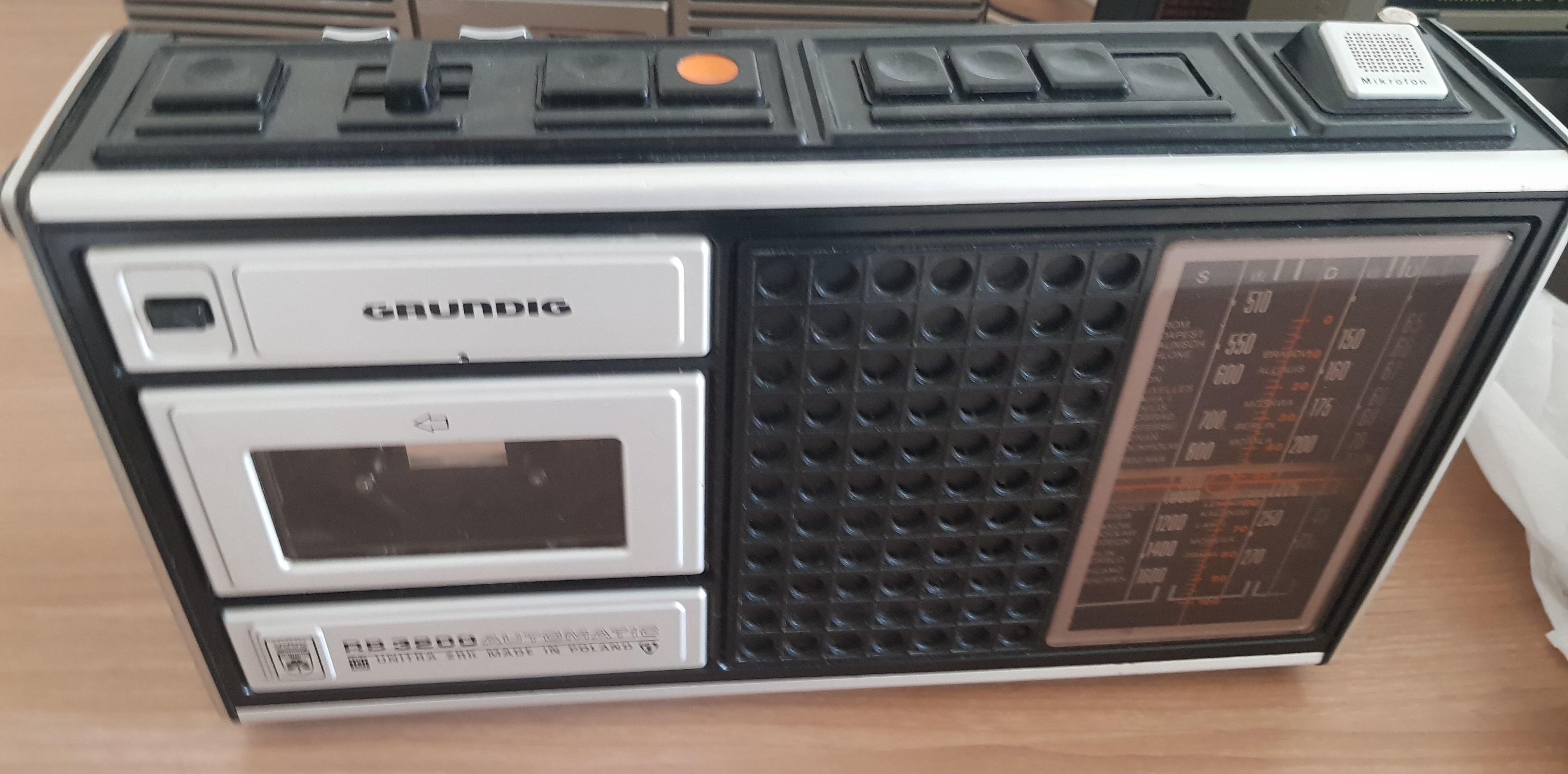 Grundig RB-3200