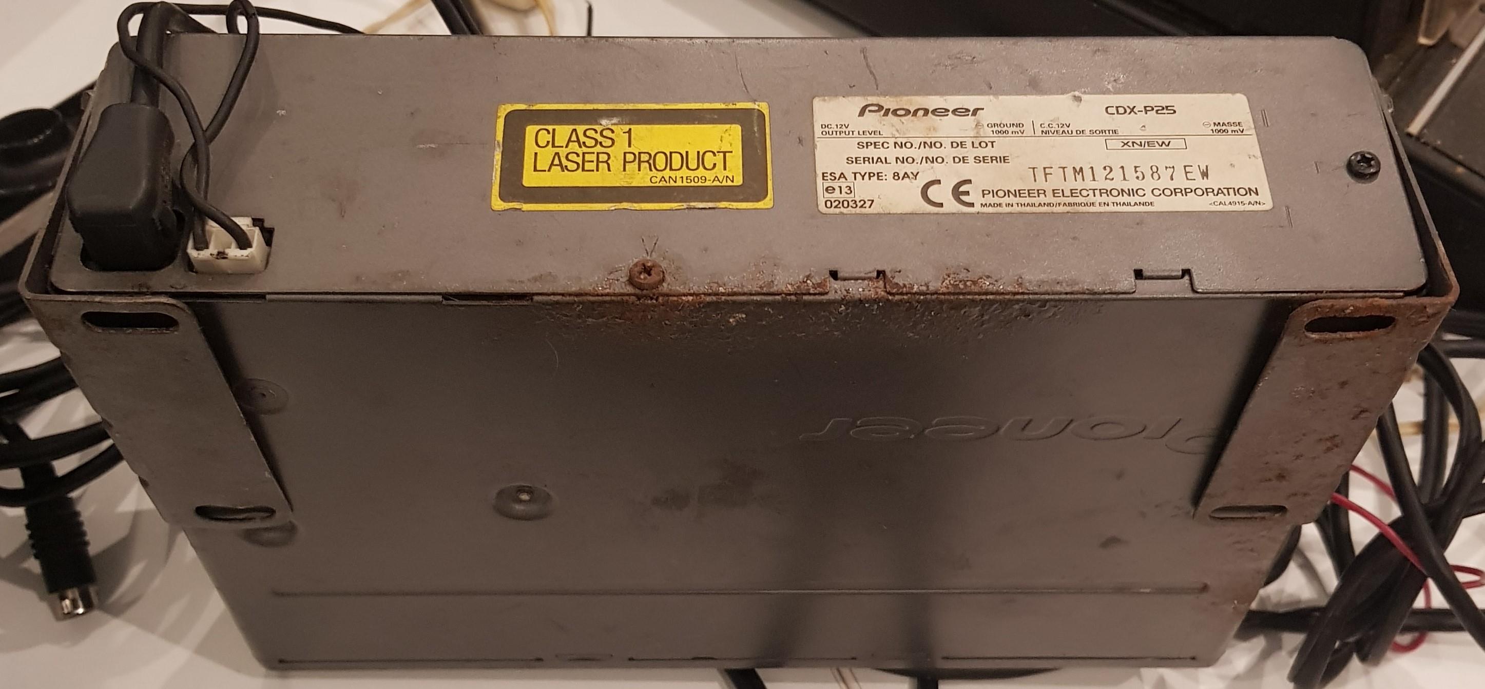 Pioneer CDX-P25