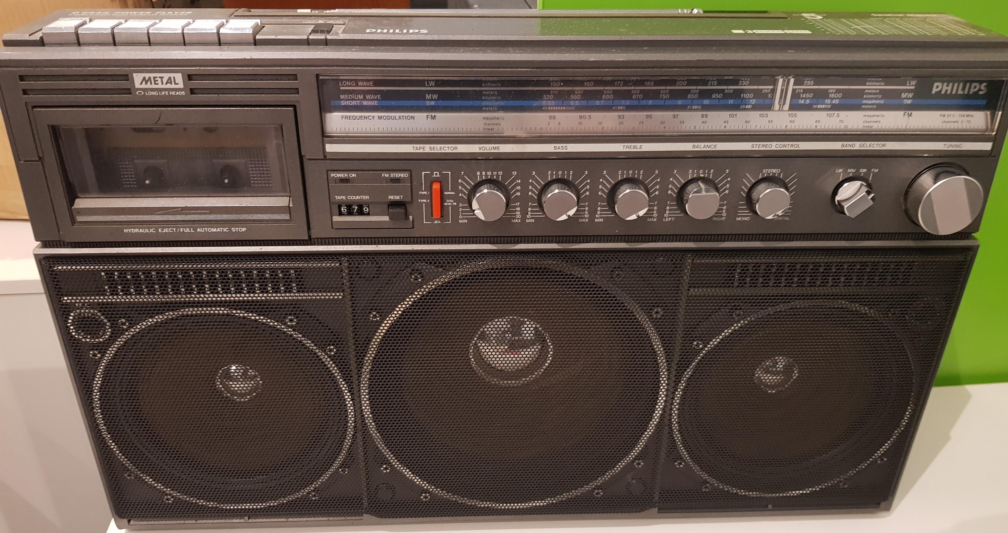 Philips D8444 Power Player