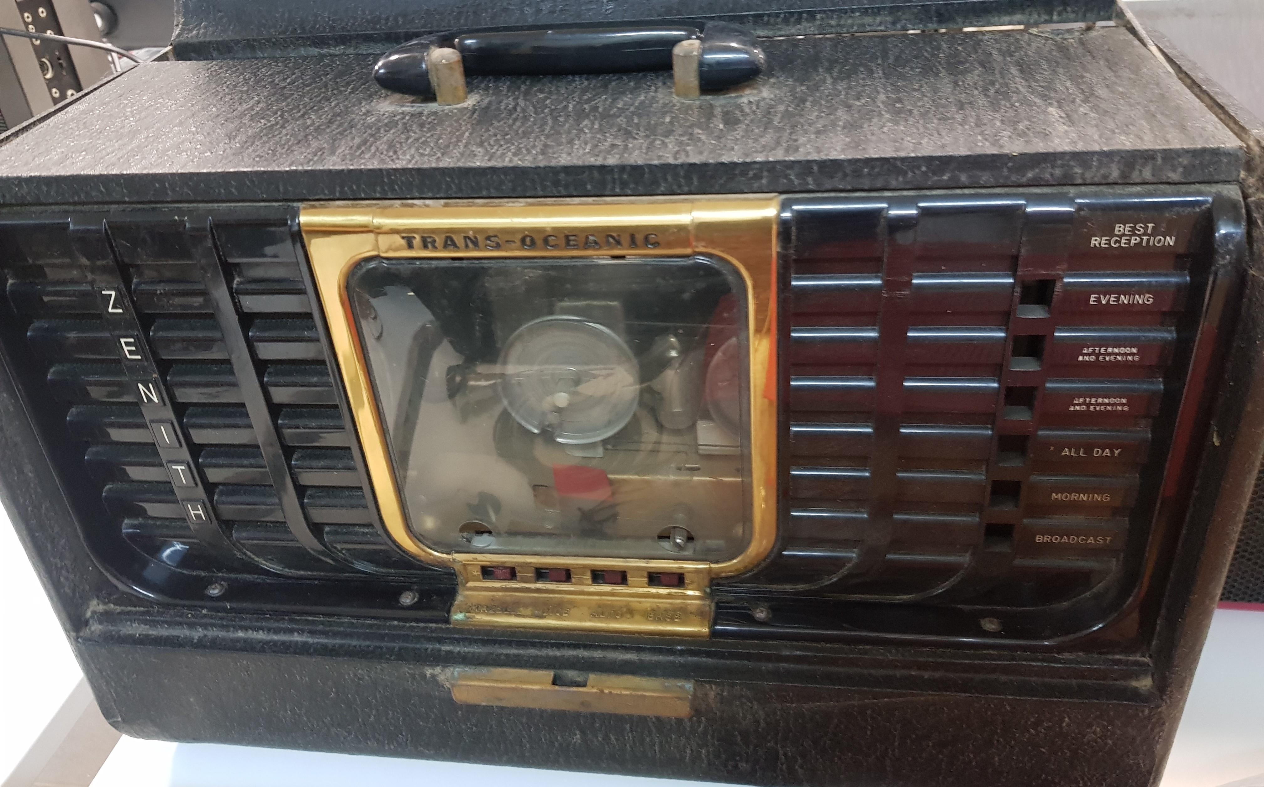 Zenith Trans-Oceanic 8G005