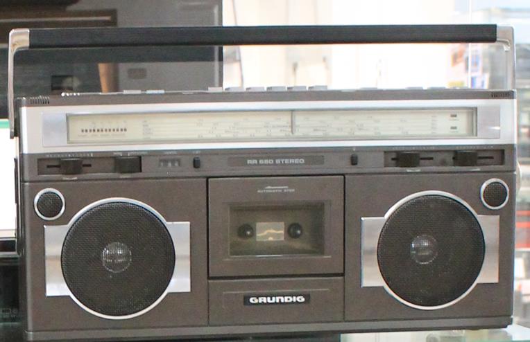Grundig RR-650