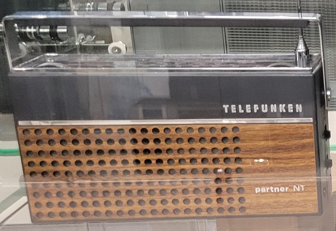 Telefunken partner NT 305
