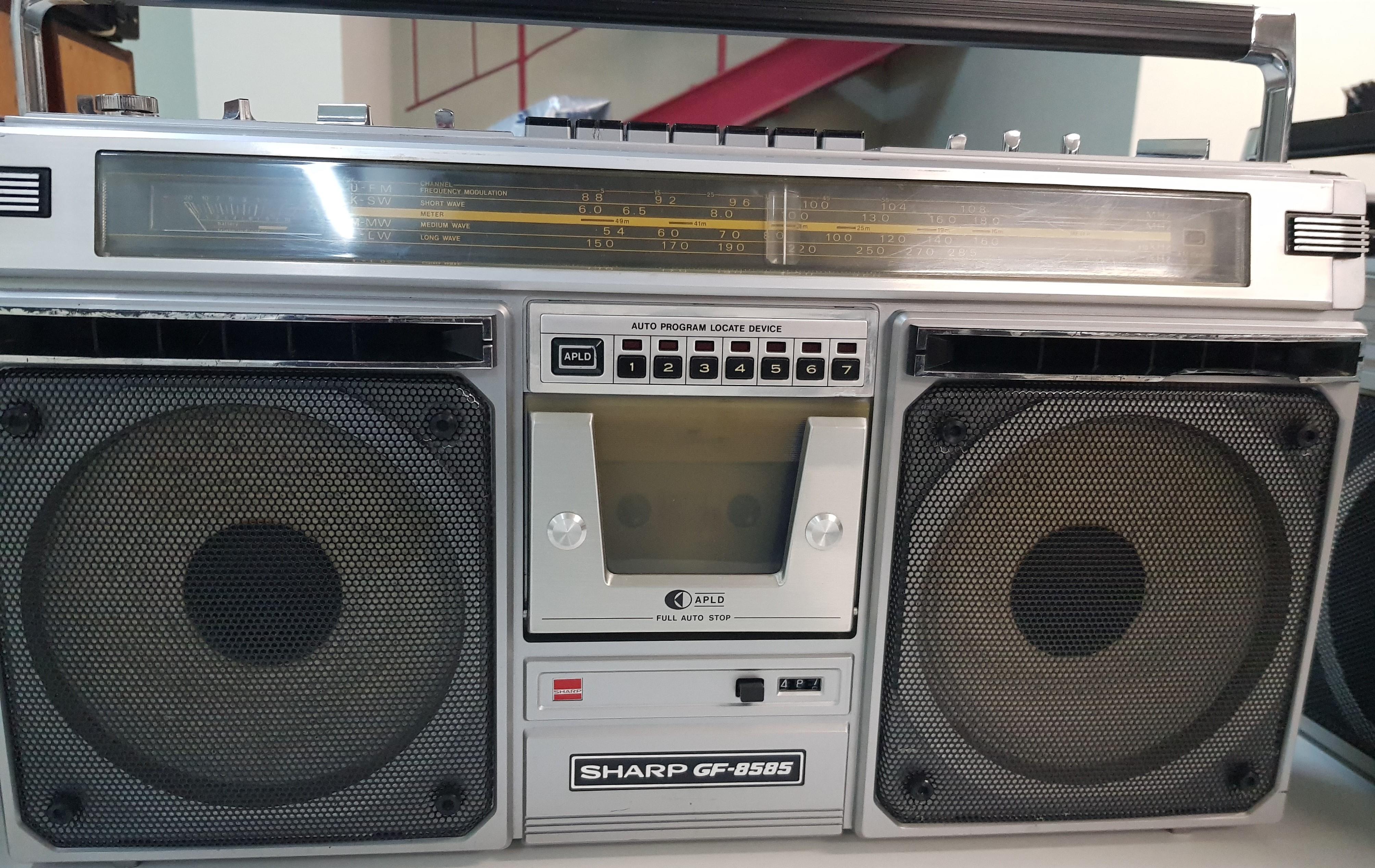 Sharp GF-8585H