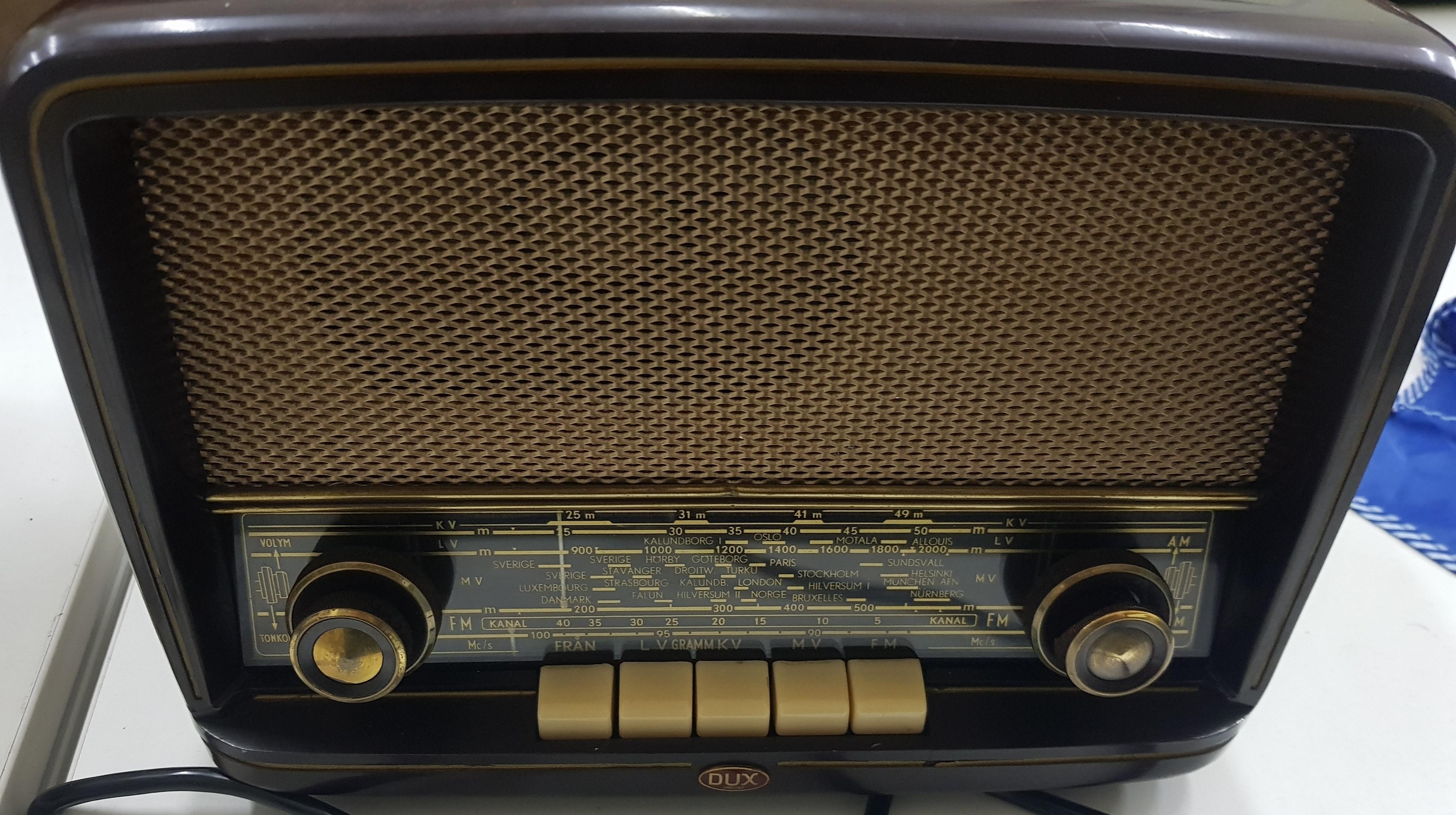 Dux Radio SA1022 U/19