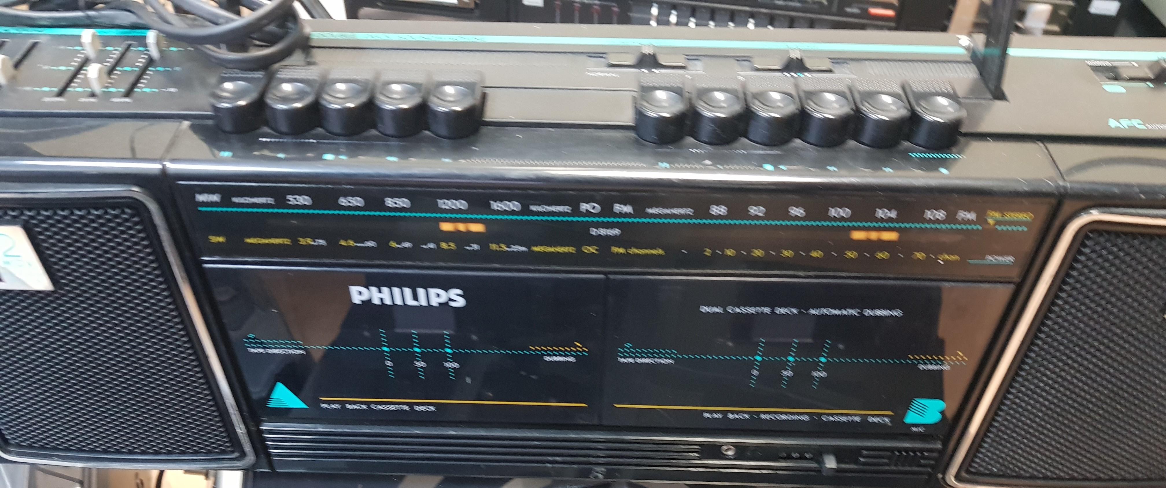 Philips D8169