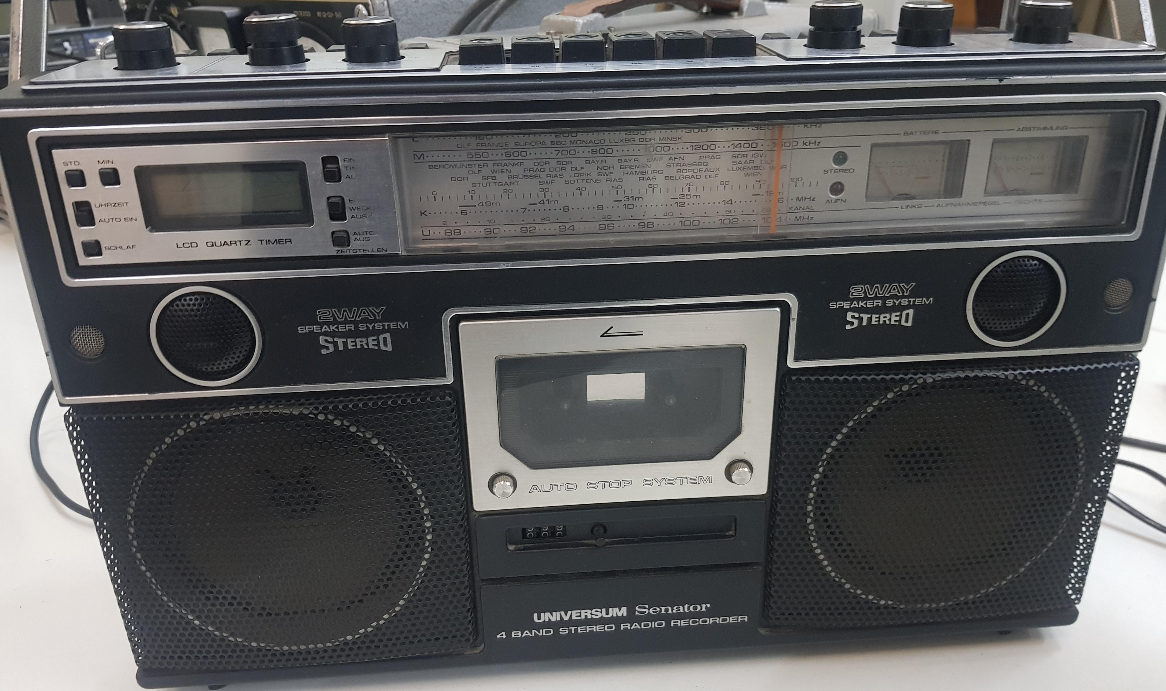 Universum Senator CTR-2306U