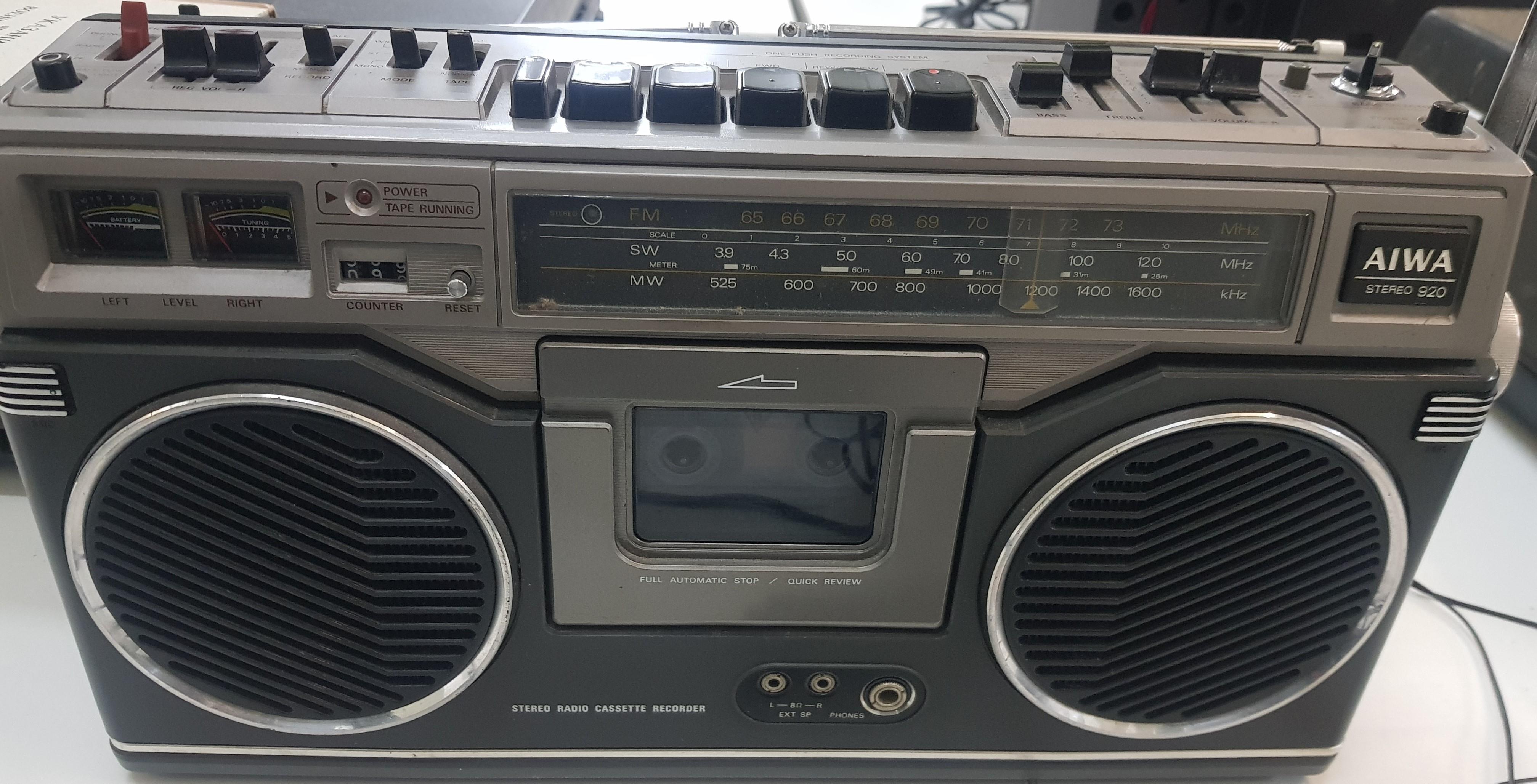 AIWA TPR-920