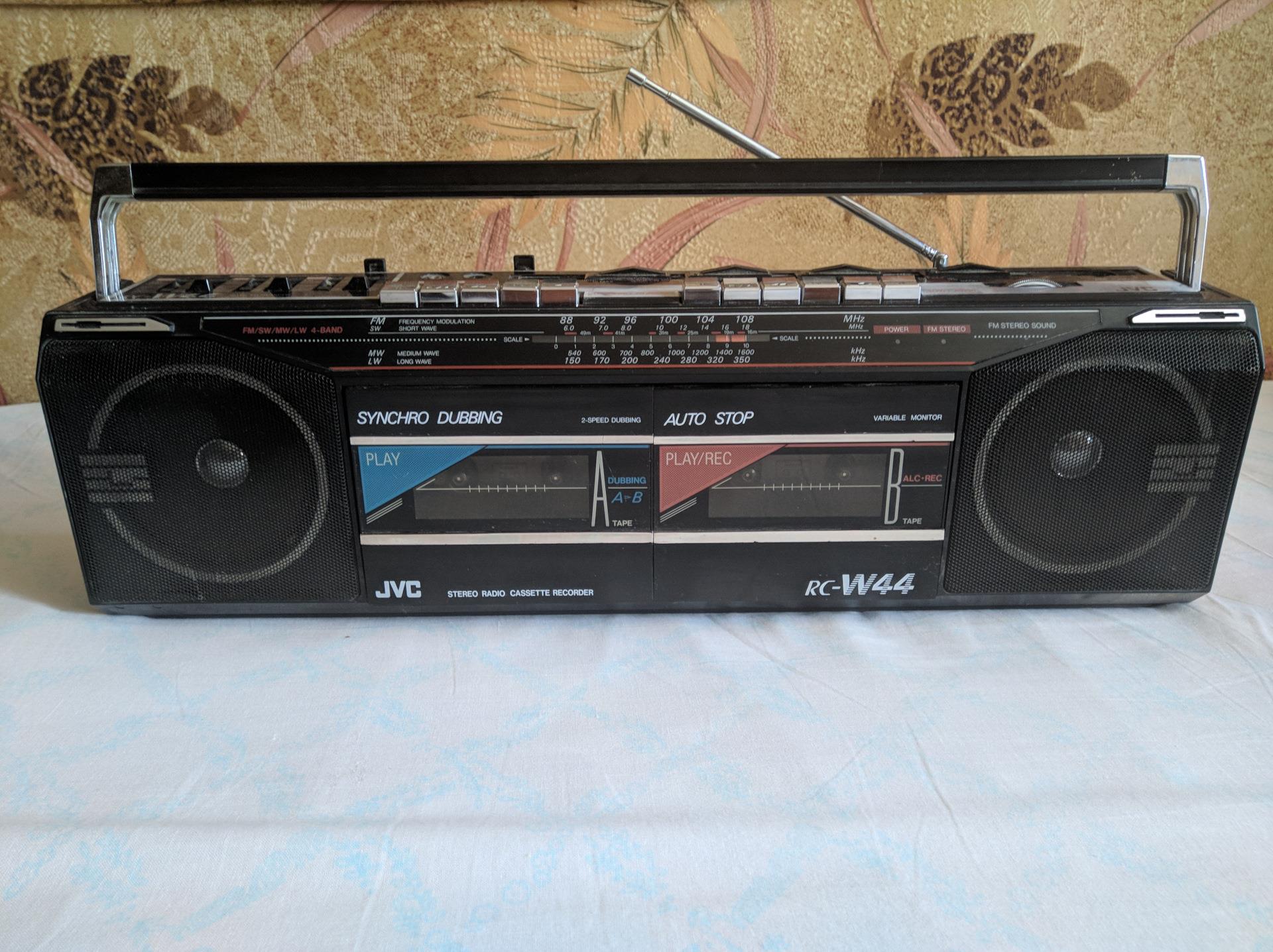 JVC RC-W44V