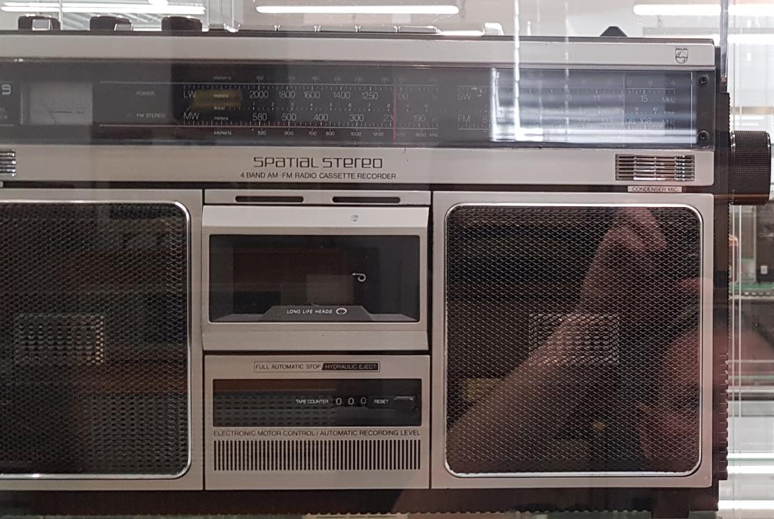 Philips D8589/50