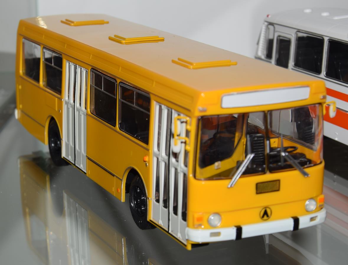 ЛиАЗ-4202