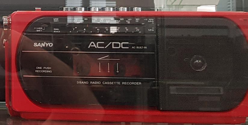 Sanyo M1740H