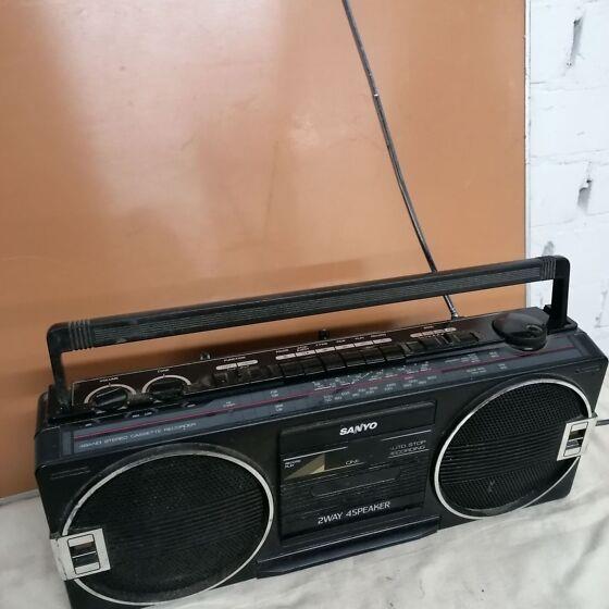 Sanyo M9709L