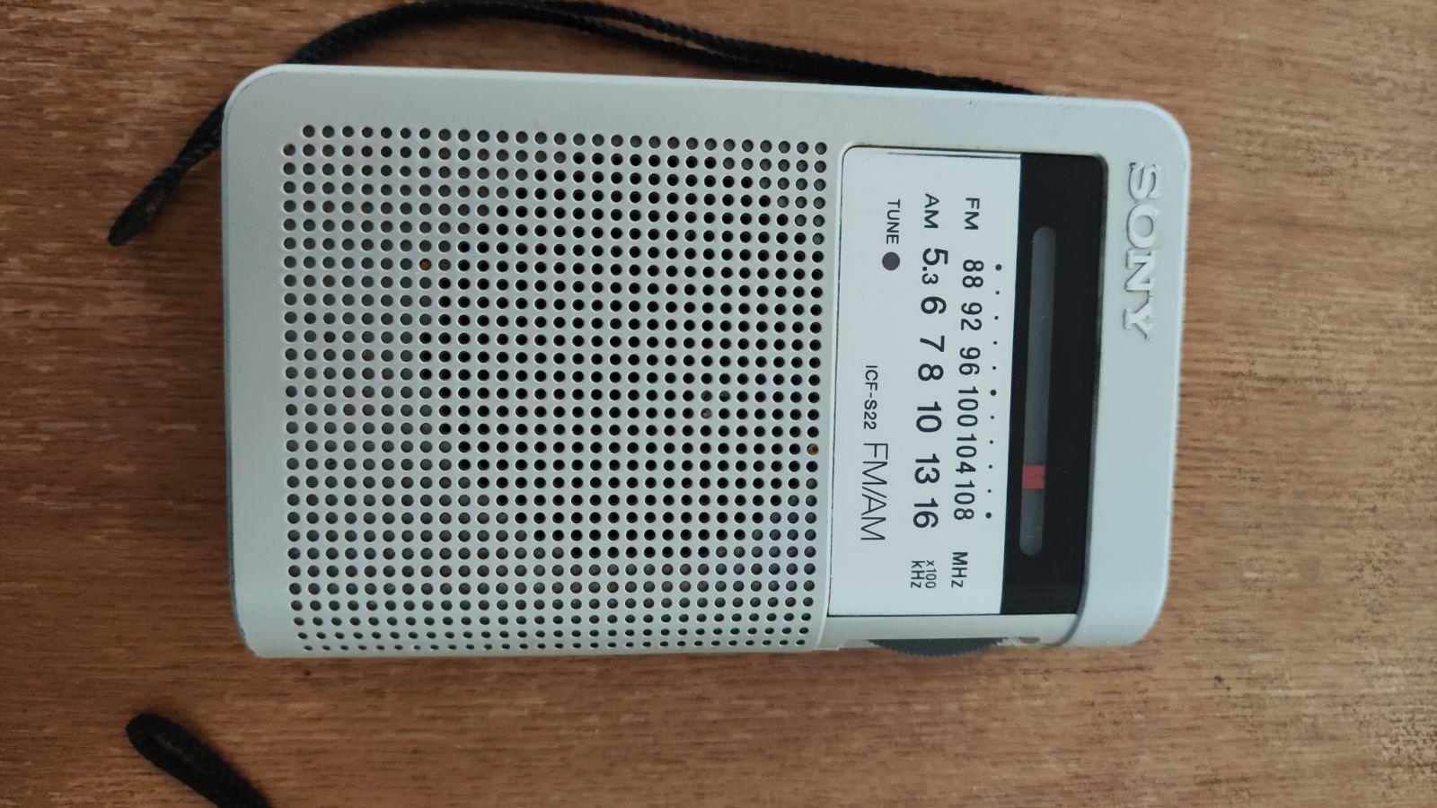 Sony ICF-S22