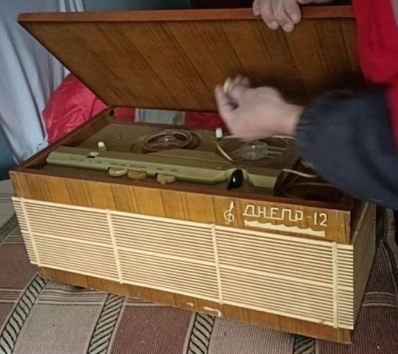 Днепр-12