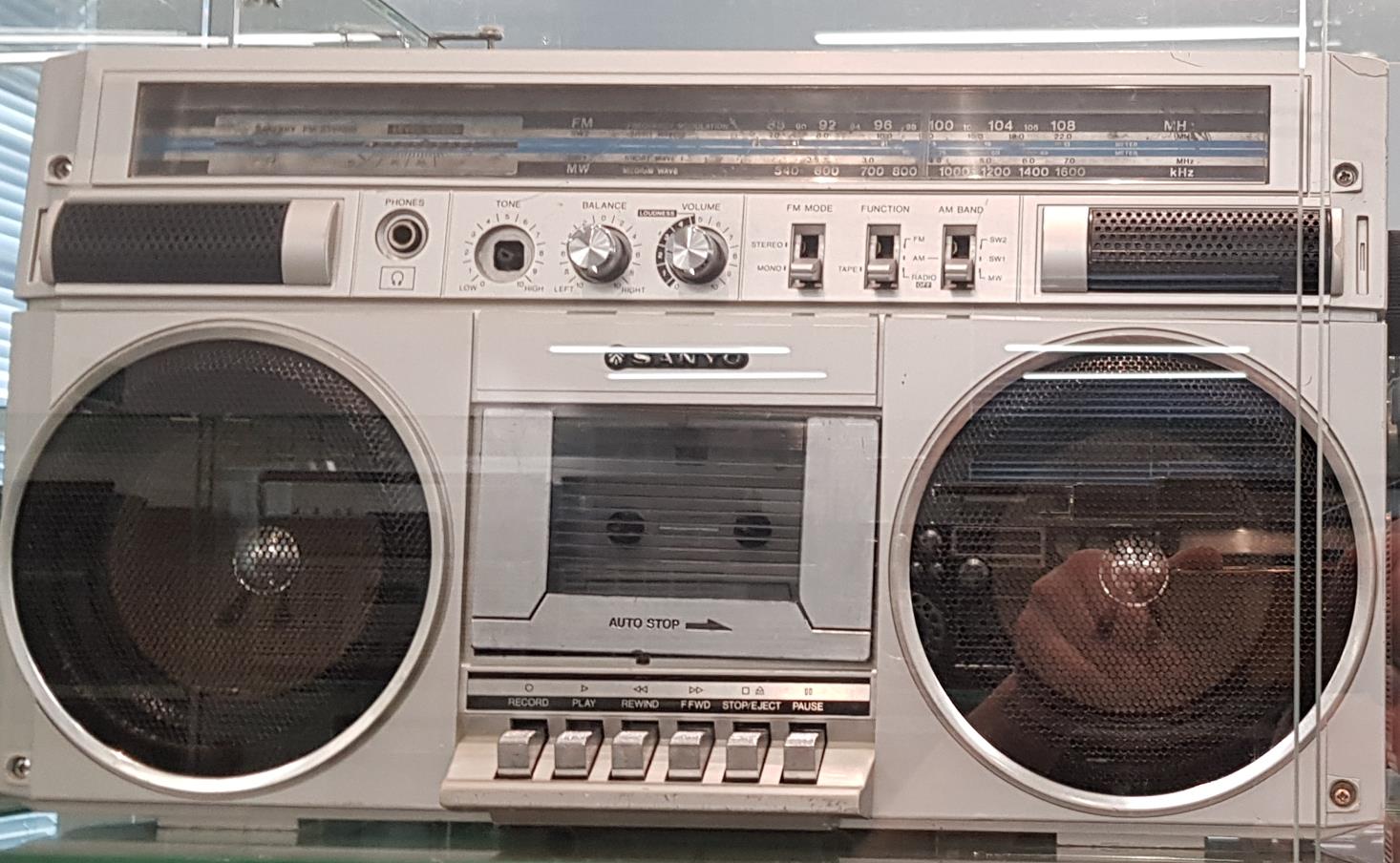 Sanyo M9830K