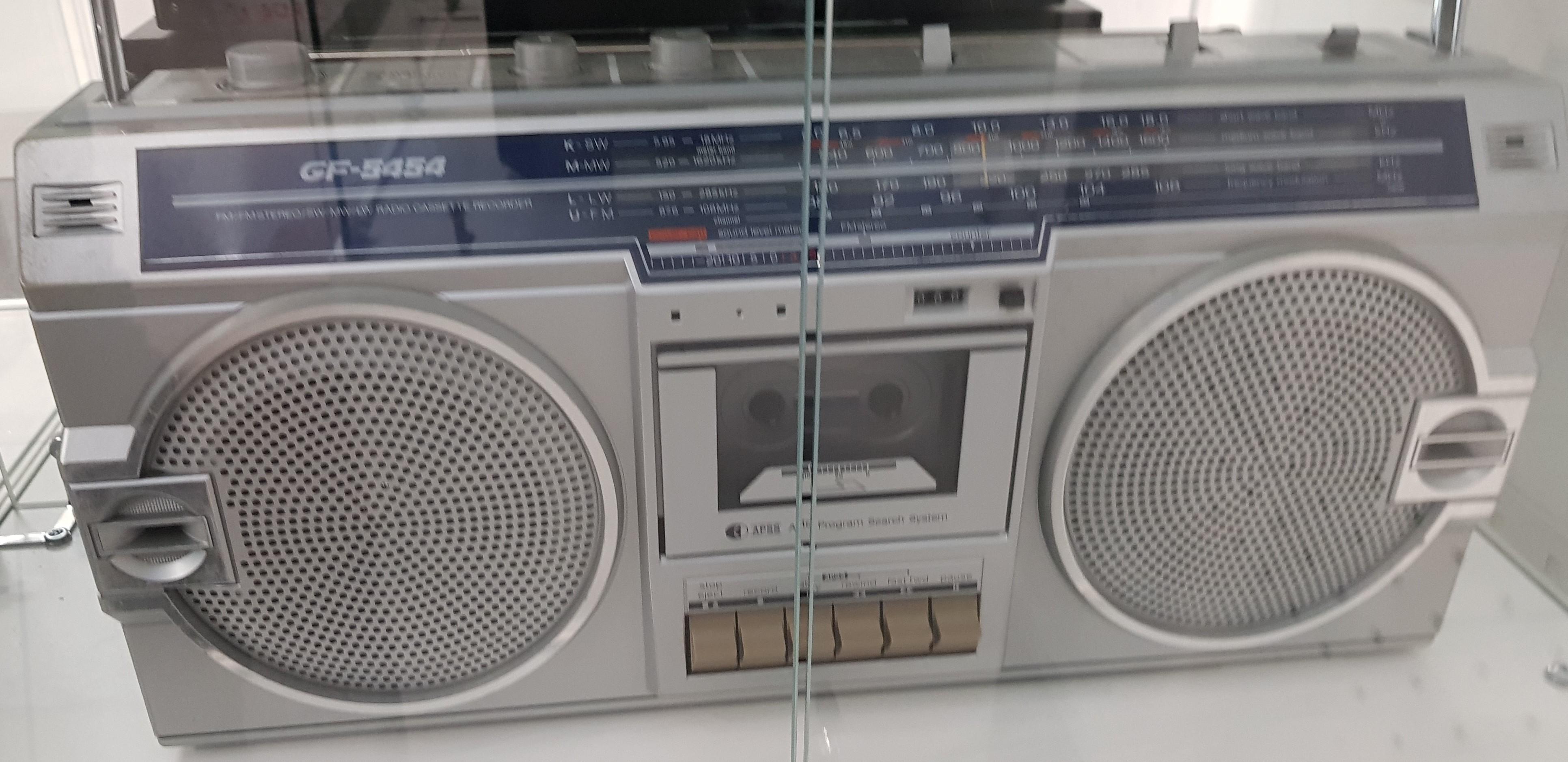 Sharp GF-5454H