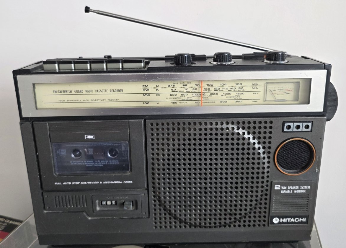 Hitachi-TRK5320