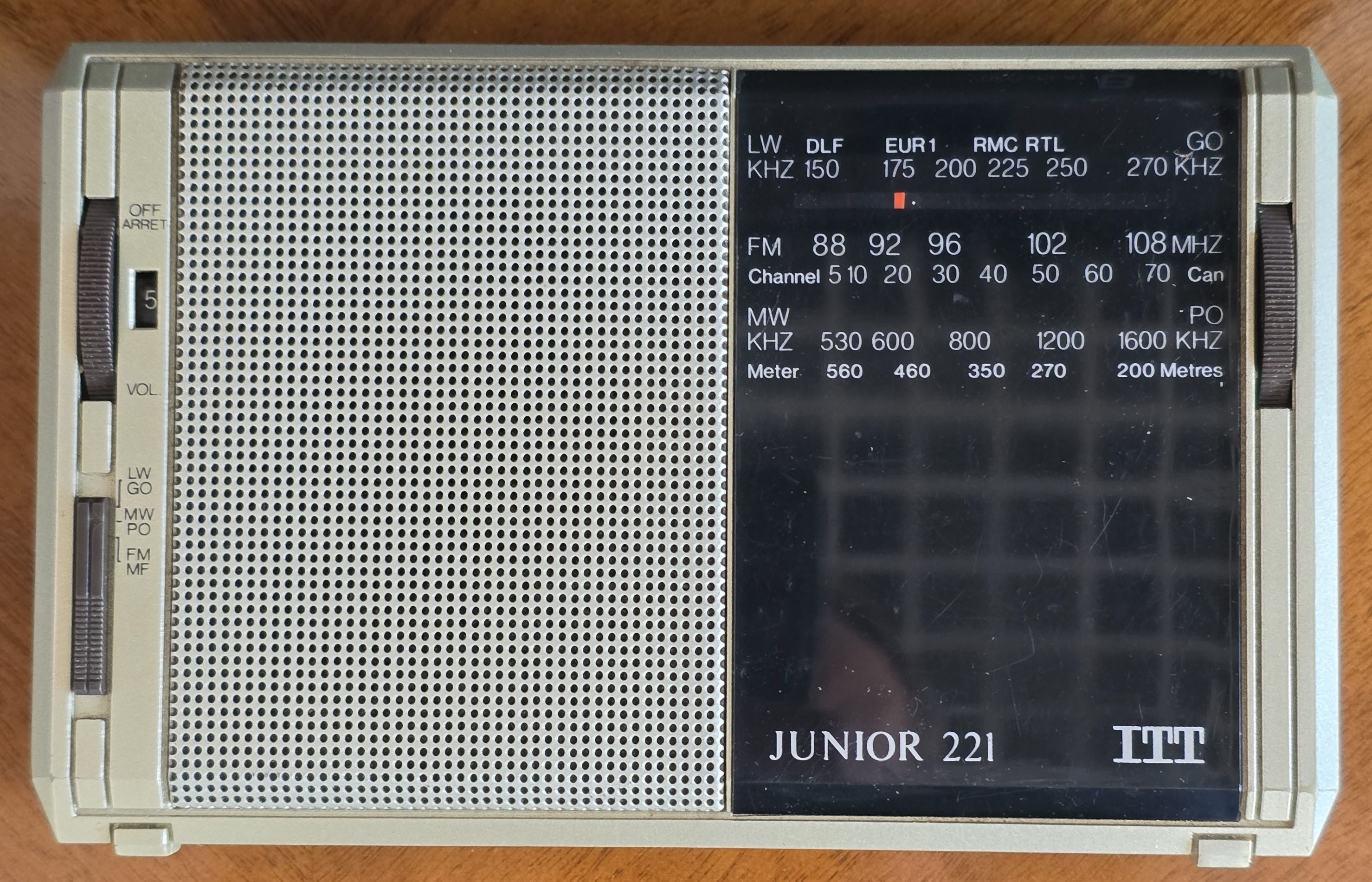 ITT Junior-221