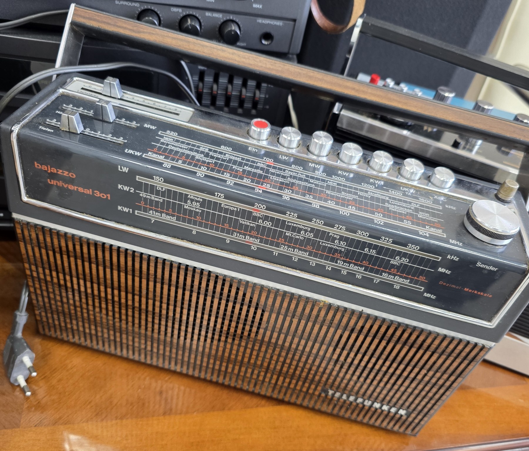 Telefunken Bajazzo Universal 301
