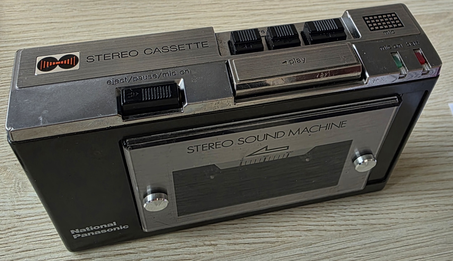 Panasonic RQ-J5