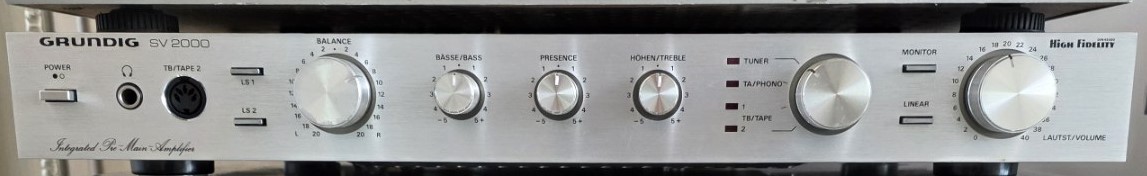 Grundig SV-2000